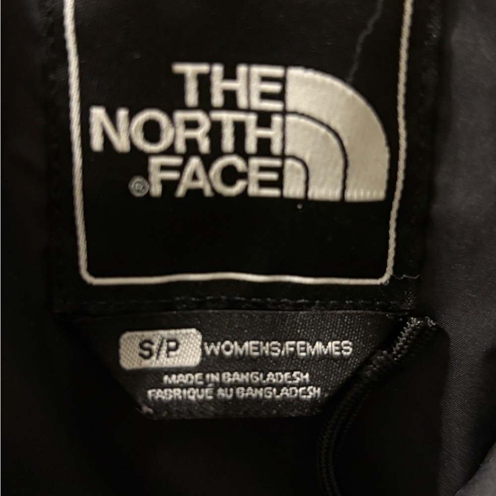 The North Face Women's Black Jacket - Picture 3 of 3